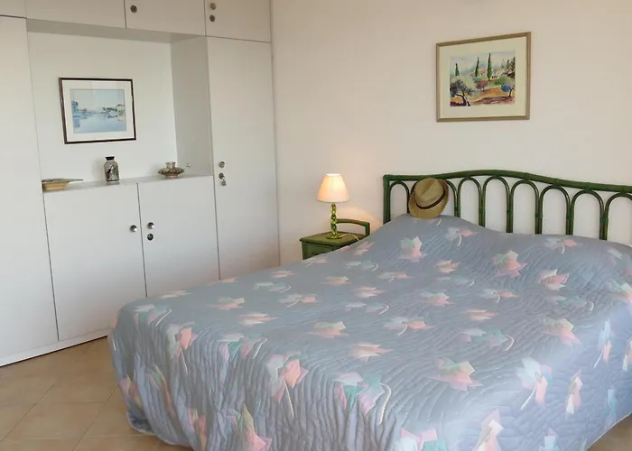 4 Pieces Avec Garage Et Piscine, Accepte Petits Animaux - Fr-1-780-68 Διαμέρισμα