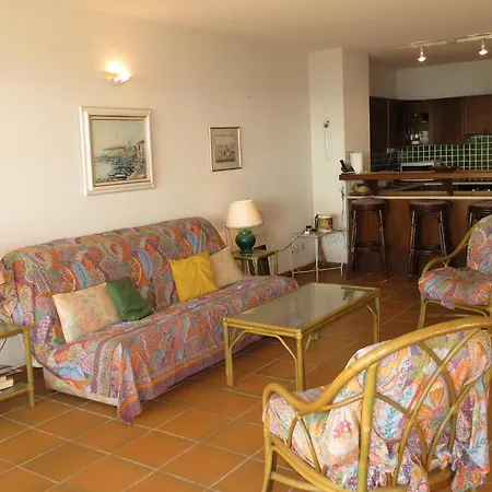 4 Pieces Avec Garage Et Piscine, Accepte Petits Animaux Sainte-Maxime