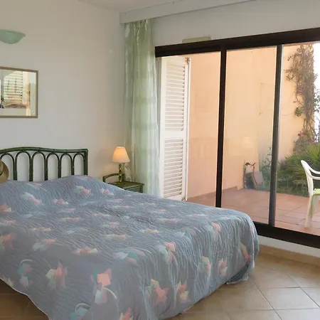 Apartment 4 Pieces Avec Garage Et Piscine, Accepte Petits Animaux - Fr-1-780-68